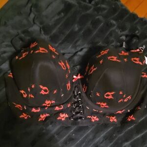 NWT Cacique Lightly Lined Balconette Black and Red Embroidered Bra